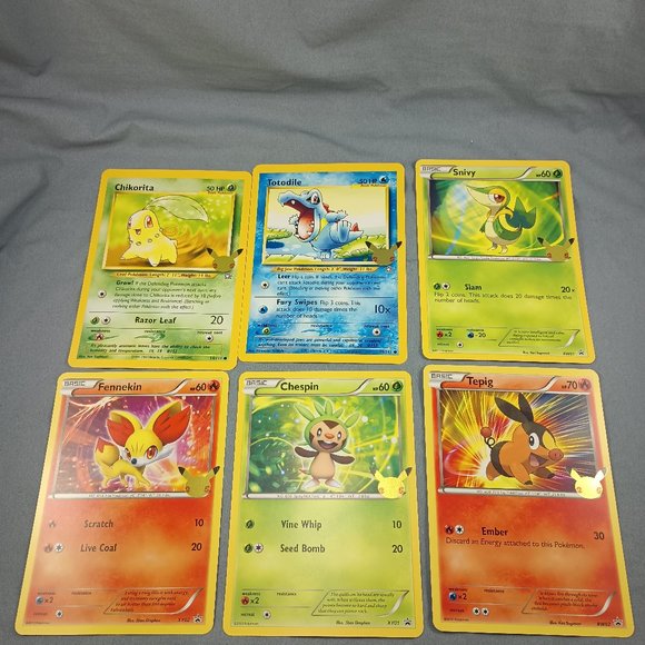 18 Oversize Pokemon TCG cards 25th Celebration Cyndaquil Squirtle Bulbasaur - Picture 3 of 6